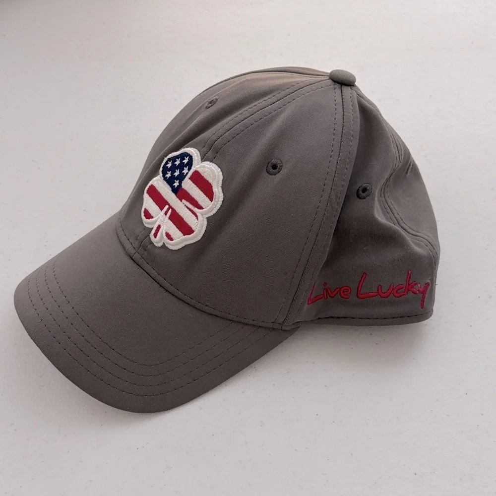 Live Lucky Fitted Hat Gray USA Clover Men’s S/M